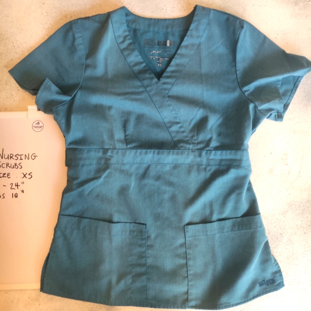 Nurses Scrub Top Size Xtra Small